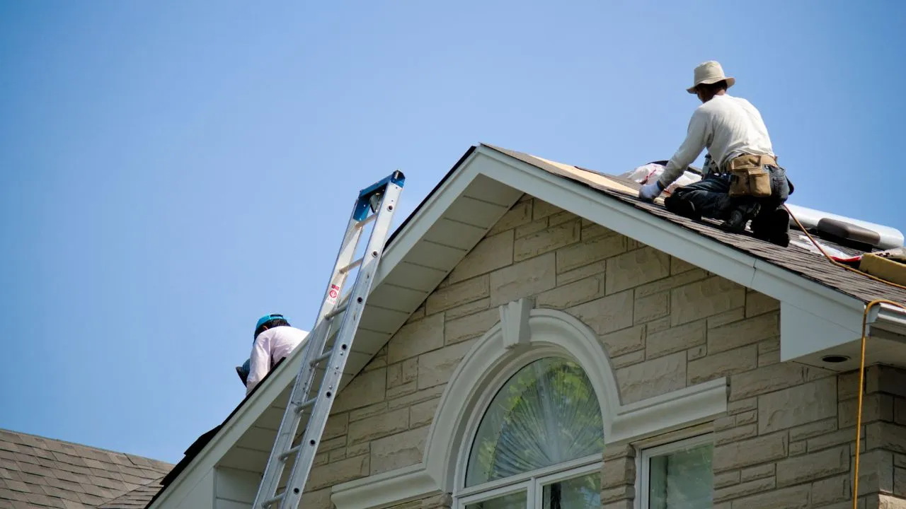 The Rise of Roofing Contractor Apps: Streamlining the Business