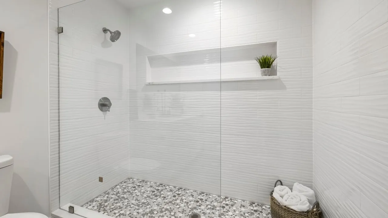 The Revitalizing Power of a Shower Replacement in Your Bathroom