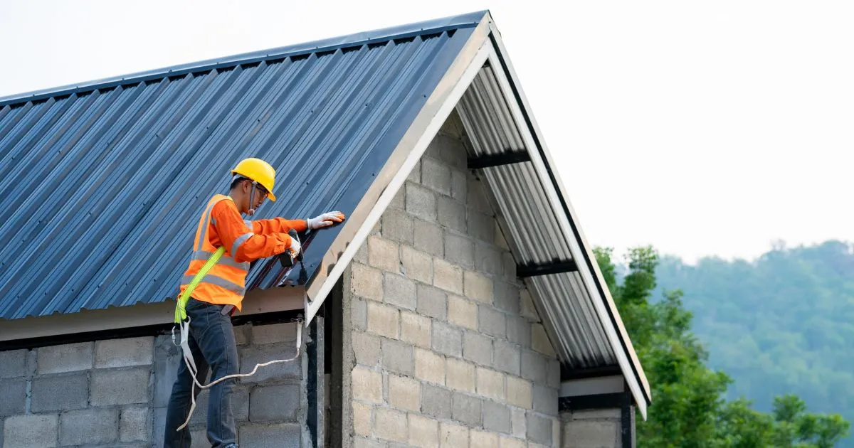 Understanding Roofing Contractor License Requirements by State